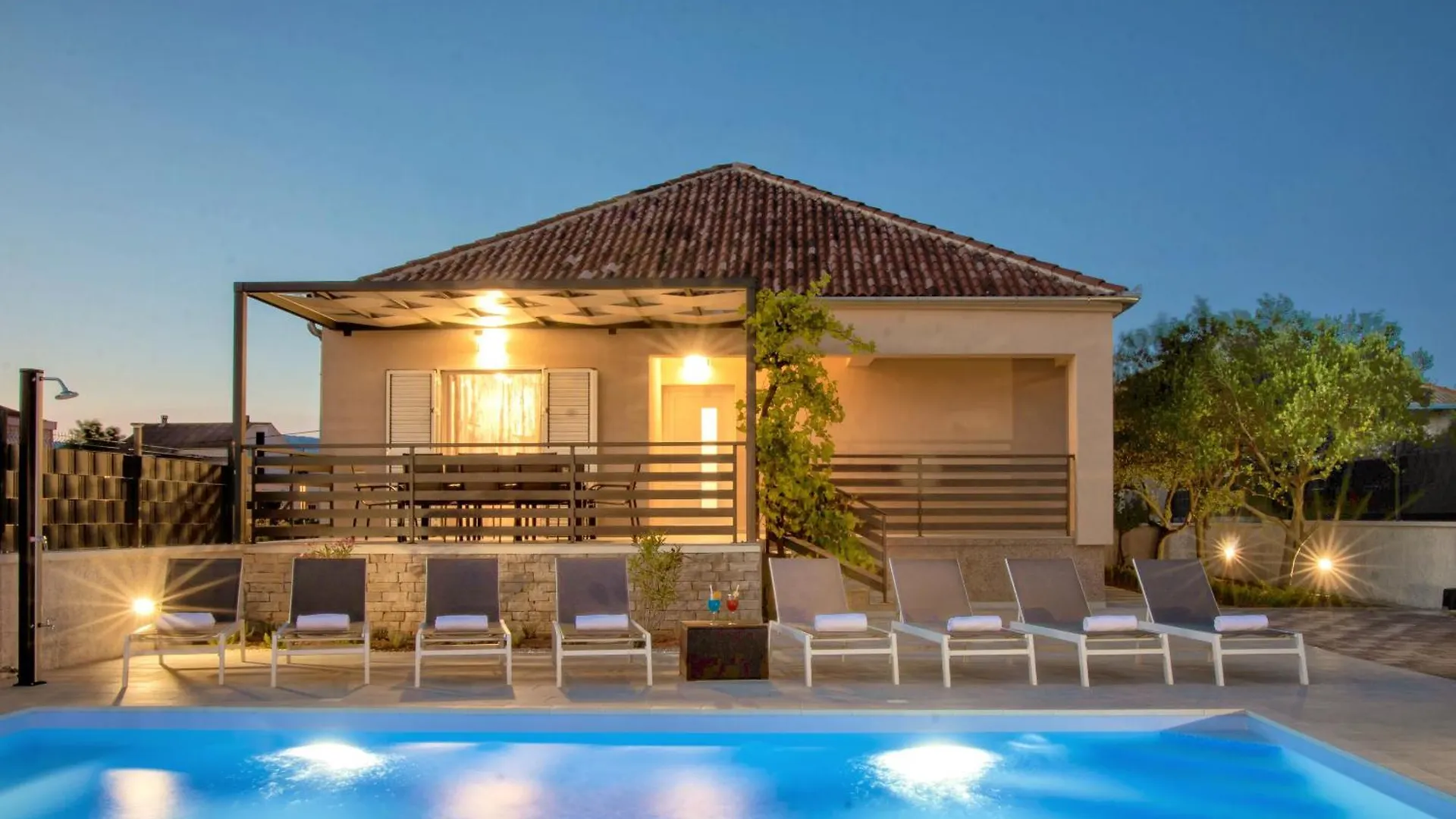 Contatos de Villa Residence Sunrise